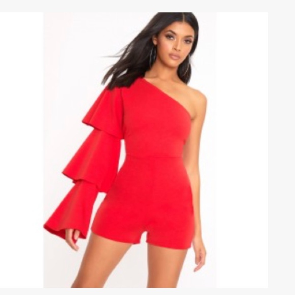 Misguided  One Sleeve Playsuit